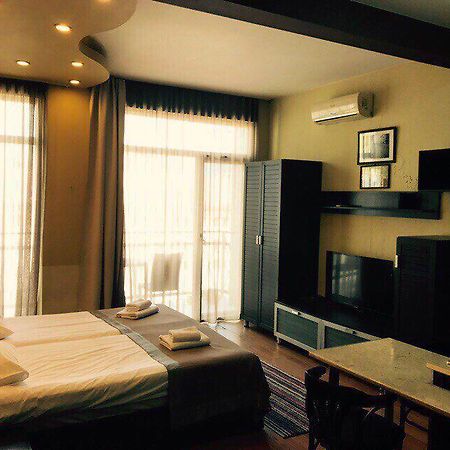 Отель House Batumi Diana Экстерьер фото